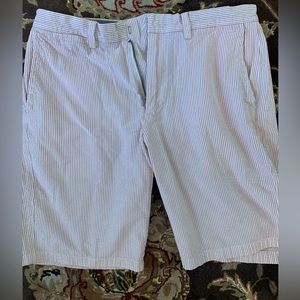 Men’s J Crew Pink Seersucker shorts - size 33